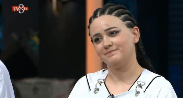 Masterchef 14. yarışmacı kim oldu? Masterchef ana kadroya kim girdi? Masterchef 14. yarışmacı kim oldu? Masterchef ana kadroya kim girdi?