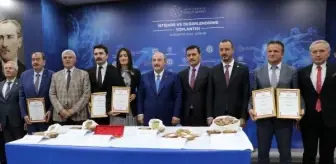 Bakan Varank: Birileri yaptığımız işlere hep kulp takmaya çalışıyor (2)