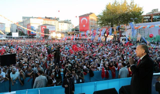 Cumhurbaşkanı Erdoğan, Ekrem İmamoğlu'nun tatillerini eleştirip İstanbullulara seslendi: Ders vermeye hazır mısınız?