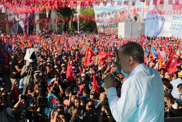 Cumhurbaşkanı Erdoğan çekirdeksiz sultani kuru üzümün TMO alım fiyatının 27 lira olarak belirlendiğini açıkladı Cumhurbaşkanı Erdoğan çekirdeksiz sultani kuru üzümün TMO alım fiyatının 27 lira olarak belirlendiğini açıkladı