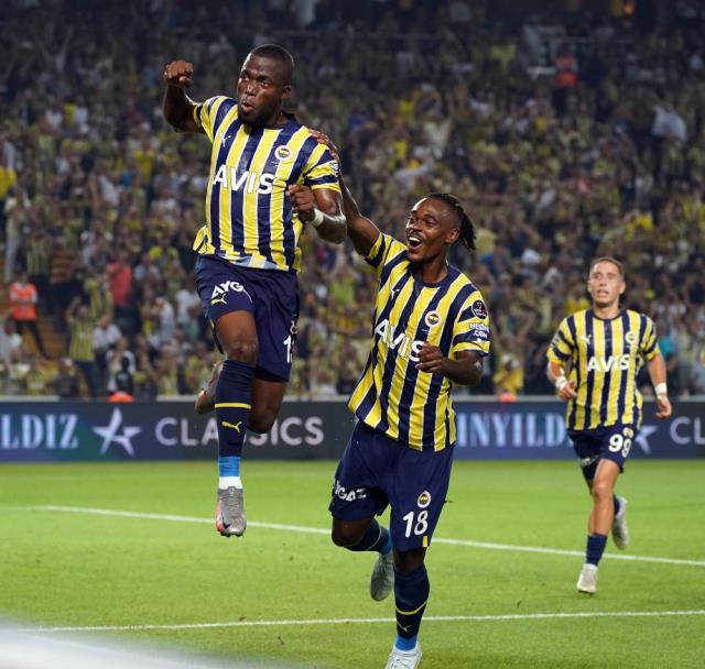 Fenerbahçeliler Valencia'ya neden 'GOAT' diyor? Sosyal medya yıkıldı, paylaşımlar 100 bini geçti