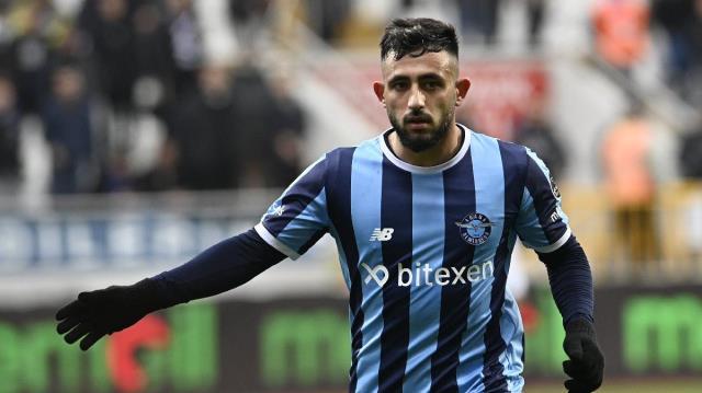 Adana Demirspor formasıyla geçen sezon Süper Lig'i sallayan Matias Vargas, Shanghai Port'a imza attı
