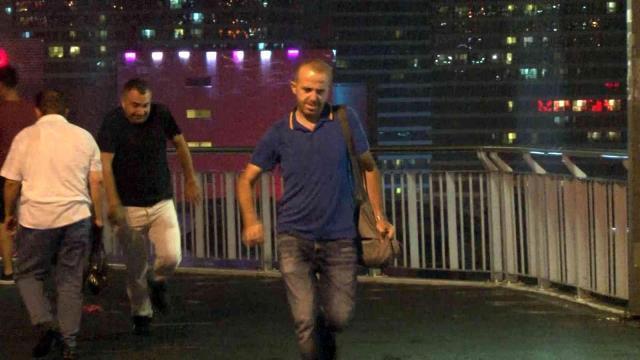 Sağanak yağış İstanbul'u vurdu! Uzmanlar sel ve su baskınlarına karşı uyardı