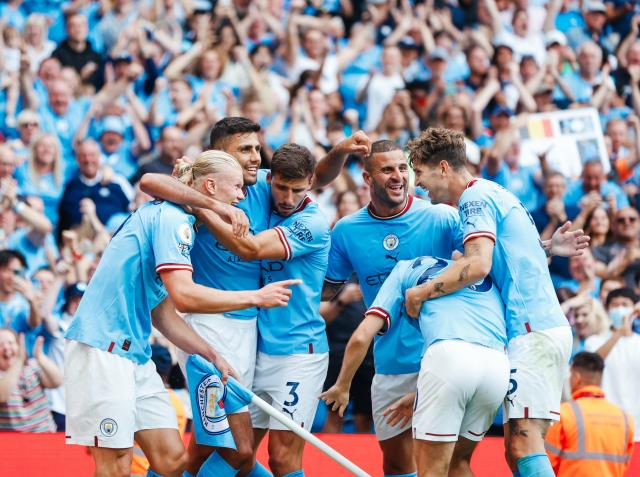 Manchester City'nin Haaland'ı var! Hat-trick yaptı, takımını 2-0'dan geri getirdi Manchester City'nin Haaland'ı var! Hat-trick yaptı, takımını 2-0'dan geri getirdi