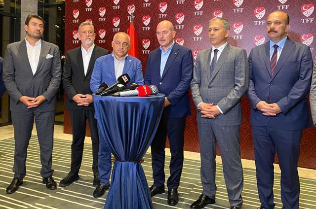 TFF binasına yapılan saldırıyla ilgili 2 şüpheli gözaltına alındı TFF binasına yapılan saldırıyla ilgili 2 şüpheli gözaltına alındı
