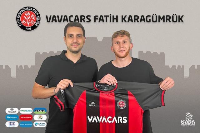 Fatih Karagümrük, Fenerbahçe'den Burak Kapacak'ı kiralık olarak renklerine bağladı