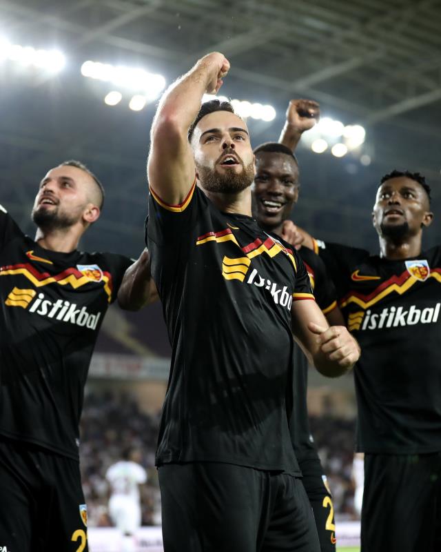 Kayserispor deplasmanda farka koştu! Hatayspor ligin dibine demir attı Kayserispor deplasmanda farka koştu! Hatayspor ligin dibine demir attı