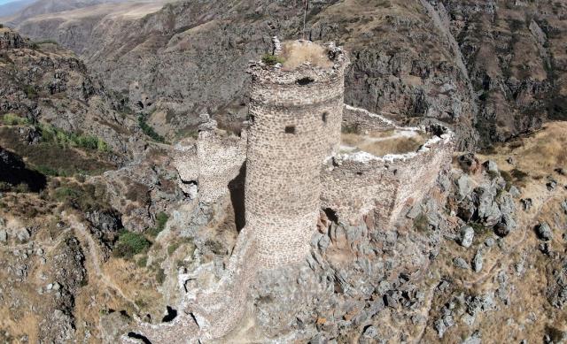 Ardahan'daki Şeytan Kalesi, Kültür ve Turizm Bakanlığına devredilecek Ardahan'daki Şeytan Kalesi, Kültür ve Turizm Bakanlığına devredilecek