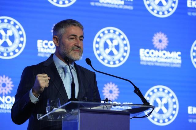 Şahan Gökbakar, Nureddin Nebati'nin Ekonomik Dönüşüm Zirvesi'ndeki sözlerini tiye aldı