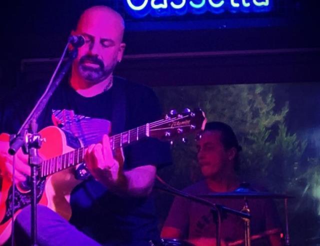 Ünlü isimler, müzisyen Onur Şener'i öldüren katillere tepki gösterdi