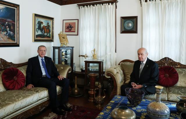 Cumhurbaşkanı Erdoğan ve Devlet Bahçeli arasındaki kritik görüşme başladı Cumhurbaşkanı Erdoğan ve Devlet Bahçeli arasındaki kritik görüşme başladı