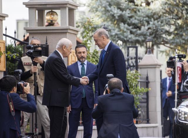 Cumhurbaşkanı Erdoğan ve Devlet Bahçeli arasındaki kritik görüşme başladı Cumhurbaşkanı Erdoğan ve Devlet Bahçeli arasındaki kritik görüşme başladı