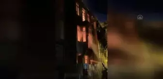 Son dakika haber! Fatih'te metruk binada çıkan yangın söndürüldü