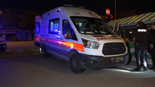 Karşıya geçerken kendisine ambulans çarpan yaşlı kadın: Bu kadar hızlı gelinir mi be evladım Karşıya geçerken kendisine ambulans çarpan yaşlı kadın: Bu kadar hızlı gelinir mi be evladım