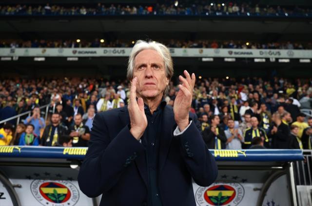 Kravatının sırrı sorulan Jorge Jesus, verdiği cevapla gazetecileri mest etti