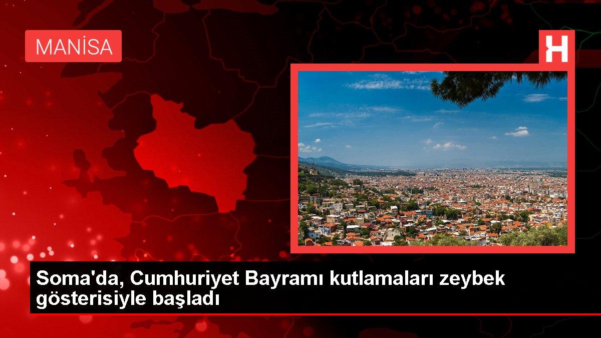 Soma'da, Cumhuriyet Bayramı kutlamaları zeybek gösterisiyle başladı
