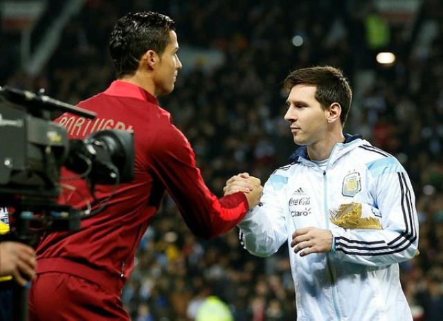 Dünyada hayatı durduracak tarihi maç! Messi ve Ronaldo yeniden rakip oluyor Dünyada hayatı durduracak tarihi maç! Messi ve Ronaldo yeniden rakip oluyor