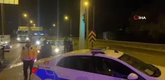 Adana'da ehliyetsiz sürücü dehşet saçtı: 3'ü çocuk 5 yaralı