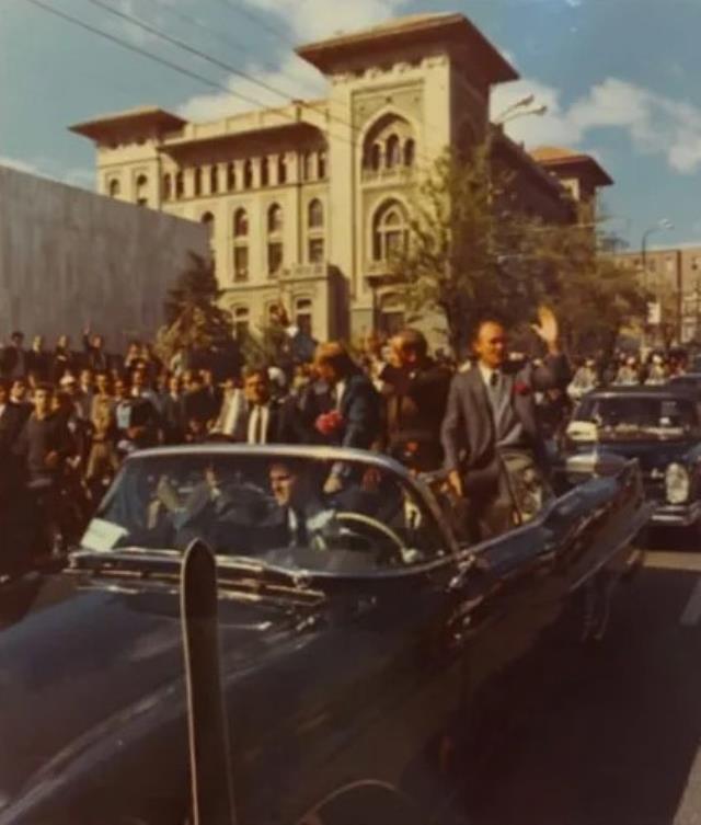 Apollo 11 Astronotları'nın 1969 yılında Anıtkabir'i ziyaret etmelerinin nedeni Arsev Eraslan'ın yazdığı programa dayandığı iddiası yanlış