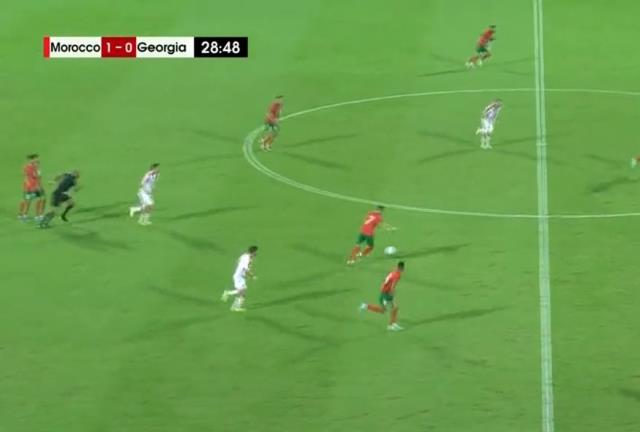 Yok artık, kimsede akıl bırakmadı! Beşiktaş'la anılan Ziyech, orta sahanın gerisinden gol attı