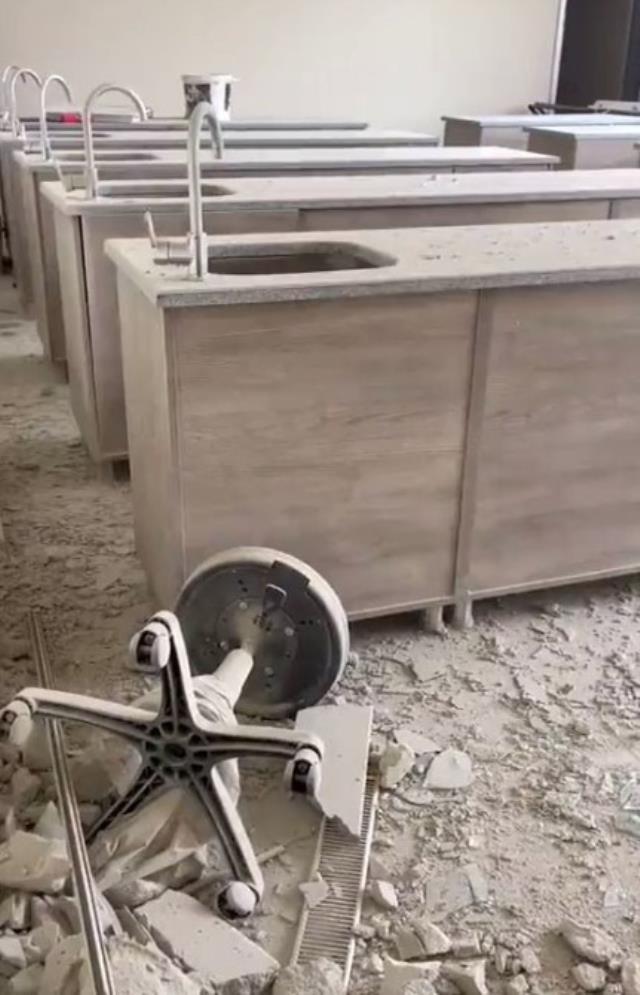 Türkiye, Gaziantep'te yaşanan terör saldırısında şehit olan 5 yaşındaki Hasan Karataş ile ilkokul öğretmeni Ayşenur Alkan'a ağlıyor Türkiye, Gaziantep'te yaşanan terör saldırısında şehit olan 5 yaşındaki Hasan Karataş ile ilkokul öğretmeni Ayşenur Alkan'a ağlıyor