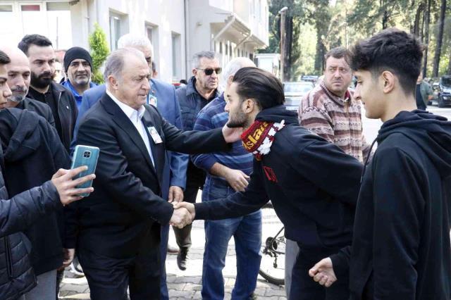 Fatih Terim'in annesi Nuriye Terim son yolculuğuna uğurlandı