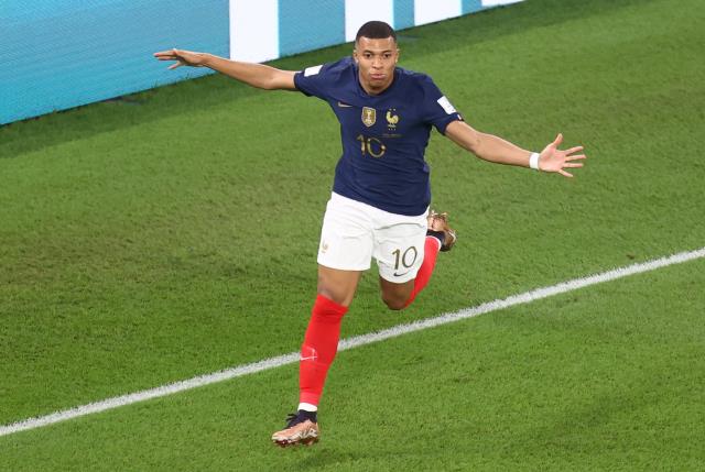 Mbappe böyle istedi! Fransa, Danimarka'yı devirerek Dünya Kupası'nda son 16 turuna yükseldi Mbappe böyle istedi! Fransa, Danimarka'yı devirerek Dünya Kupası'nda son 16 turuna yükseldi
