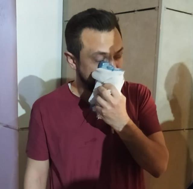 Şanlıurfa'da hasta yakınının saldırısına uğrayan doktorun burnu kırıldı