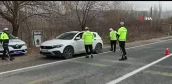 Sivas'ta kış lastiği kullanımı denetimi yapıldı