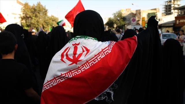 İran'da dini lider Hamaney'den sonra Cumhurbaşkanı Reisi'den dikkat çeken açıklama: Protestolara kulak verilmeli