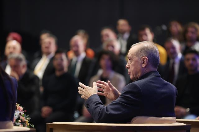 Cumhurbaşkanı Erdoğan, Suriye'ye kara harekatı sinyali verdi! ABD'ye sert sözlerle yüklendi
