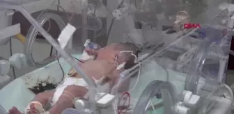 Eşinden korktuğu için tek başına doğurup, komşusunun evinin önüne bırakmış