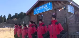 Uludağ'da görev yapan JAK timleri yeni yıla hazırlanıyor