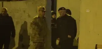 KAHRAMANMARAŞ - Adana Jandarma Bölge Komutanı Tümgeneral Bulut'tan nöbetteki güvenlik güçlerine ziyaret