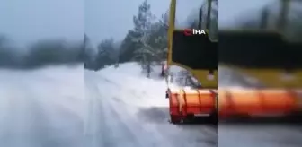 Murat Dağı Termal Kayak Merkezi'ne yılın ilk karı yağdı