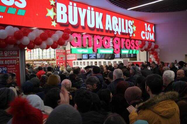Anpa Gross'tan İstanbul Pendik'te alışveriş şöleni Anpa Gross'tan İstanbul Pendik'te alışveriş şöleni