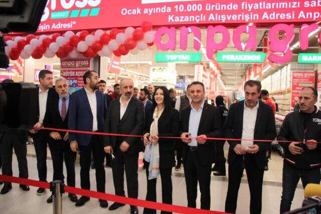 Anpa Gross'tan İstanbul Pendik'te alışveriş şöleni Anpa Gross'tan İstanbul Pendik'te alışveriş şöleni