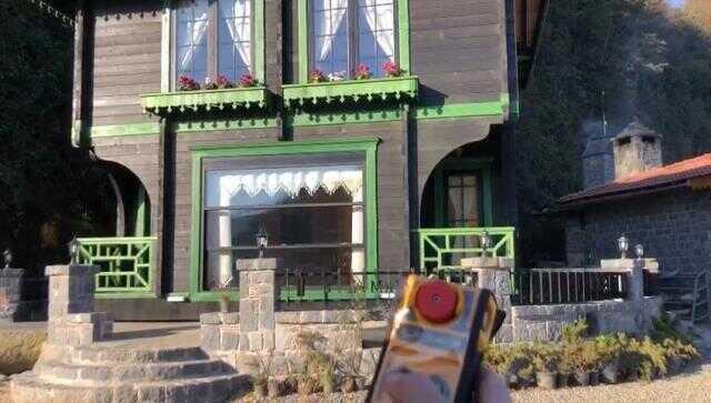 Rize'de dönen ev görenleri şaşırtıyor! Evin yönü tek tuşla değişebiliyor