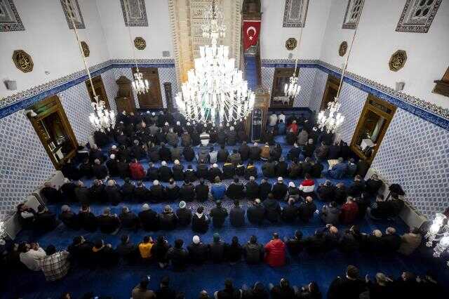 Diyanet İşleri Başkanı'ndan İsveç'teki skandal olaya ilişkin açıklama: İnsanların kutsal olarak kabul ettikleri kitaplarının dokunulmazlığı vardır Diyanet İşleri Başkanı'ndan İsveç'teki skandal olaya ilişkin açıklama: İnsanların kutsal olarak kabul ettikleri kitaplarının dokunulmazlığı vardır
