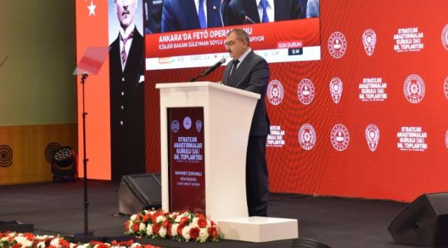 KOM Daire Başkanı Mahmut Çorumlu, KOM Stratejik Araştırmalar Kurulu Toplantısı'nda konuştu