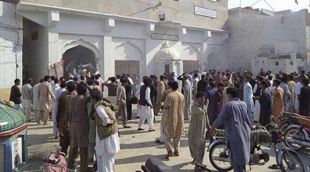 Pakistan'da camiye bombalı saldırı! En az 28 kişi hayatını kaybetti, onlarca yaralı var