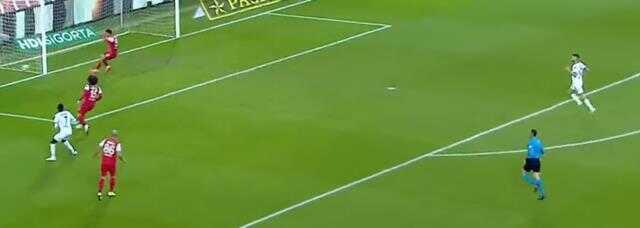 Herkesin konuştuğu an! Hatay-Kasımpaşa maçındaki pozisyonu izleyenler gördüklerine inanamadı Herkesin konuştuğu an! Hatay-Kasımpaşa maçındaki pozisyonu izleyenler gördüklerine inanamadı