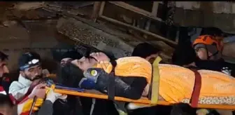 SERİN 2 APARTMANI'NDAN BİR KİŞİ DAHA SAĞ OLARAK KURTARILDI