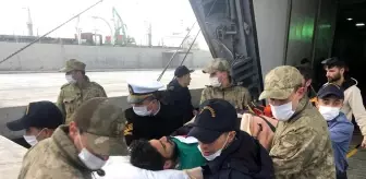 156 yaralı daha gemiyle Mersin'e getirildi