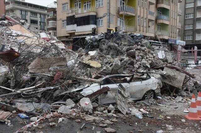 Kararname Resmi Gazete'de! Deprem bölgesinde işten çıkarma yasaklandı Kararname Resmi Gazete'de! Deprem bölgesinde işten çıkarma yasaklandı