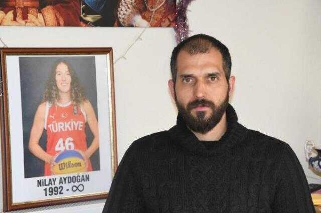 Depremde hayatını kaybeden milli basketbolcu Nilay Aydoğan ile babaannesinin son görüntüleri ortaya çıktı