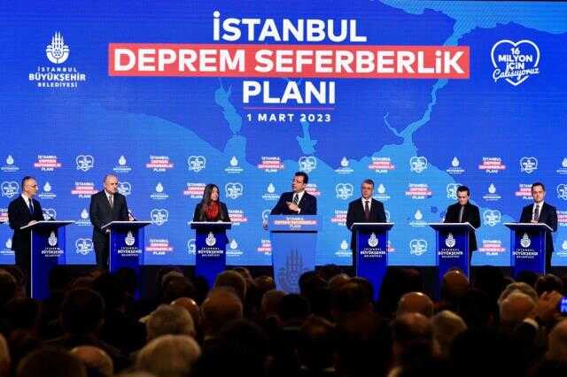 İmamoğlu'ndan deprem seferberliği çağrısı: 1 aylık bedelli askerlik döneminde afet eğitimi verilsin İmamoğlu'ndan deprem seferberliği çağrısı: 1 aylık bedelli askerlik döneminde afet eğitimi verilsin