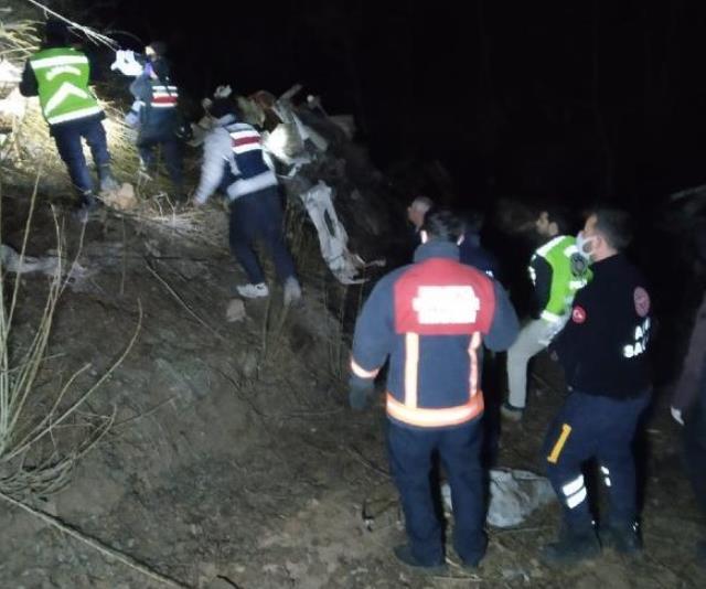 Malatya'da kamyon şarampole devrildi: 7 kişi hayatını kaybetti