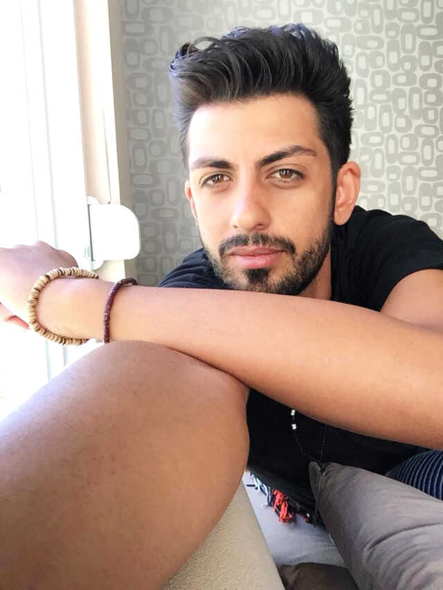 Trans bireylerle aynı evi paylaşan İranlı, uyuşturucu kullandıktan sonra hayatını kaybetti Trans bireylerle aynı evi paylaşan İranlı, uyuşturucu kullandıktan sonra hayatını kaybetti
