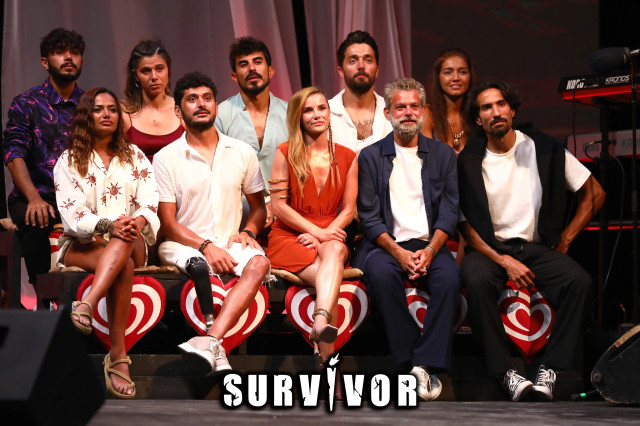 Survivor 2023'ün birleşme partisi yapıldı, yarışmacılar şarkı söylerken kendinden geçti